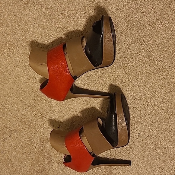 High Heel Sandals - Picture 1 of 6